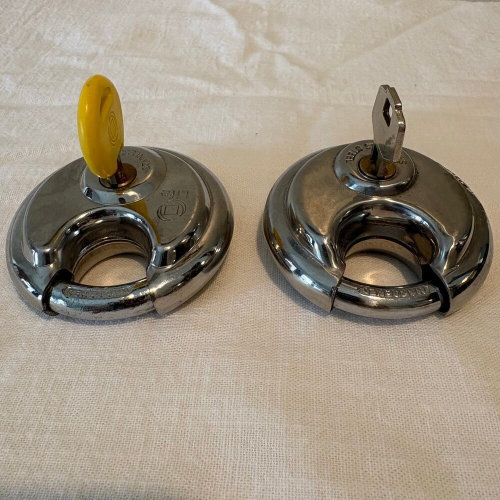 DISCUS Key Padlock Lot of 2 Stainless Steel Hardened Security Protection Safety